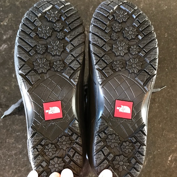 New The North Face Shellista II Roll-Down Boots - Picture 10 of 14